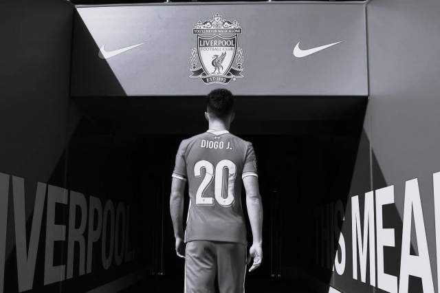 Các cầu thủ Liverpool đang trải qua quãng thời gian khó khăn vì sự mất mát lớn này (Ảnh: Liverpool FC)