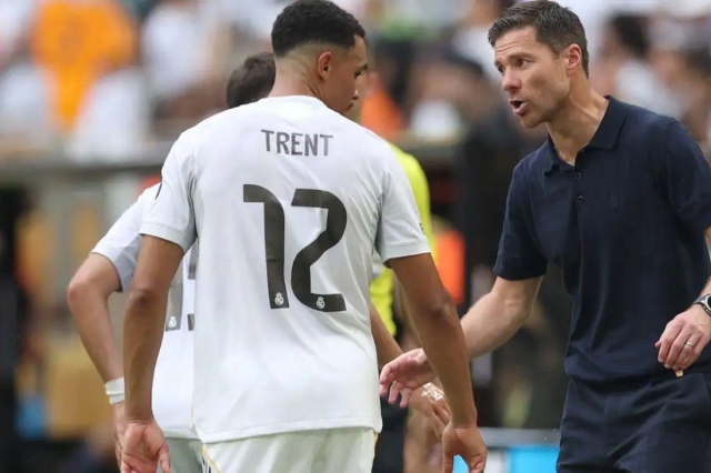 Alexander-Arnold đã ra sân đá chính ở tất cả các trận của Real Madrid tại Club World Cup (Ảnh: GOAL).