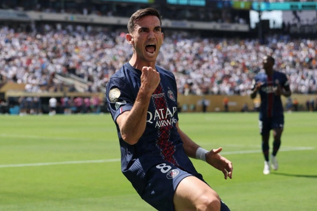 Fabian Ruiz đã lập cú đúp trước Real Madrid (Ảnh: The Sun).