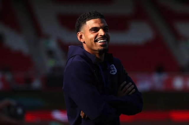 Morgan Gibbs-White được cho rằng đã đồng ý gia nhập Tottenham (Ảnh: Mirror)