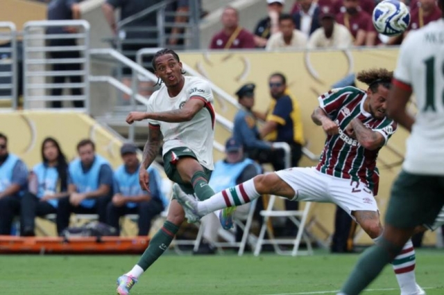 Joao Pedro tỏa sáng trong trận đấu với Fluminense (Ảnh: The Sun).