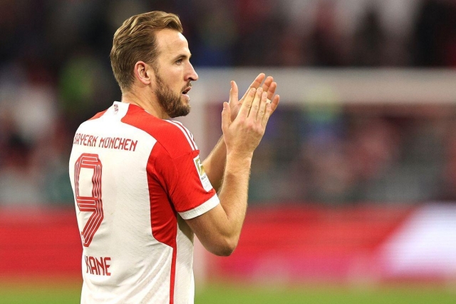 Darren Bent có phần ưu ái cho Harry Kane - người chỉ mới có Bundesliga ở mùa giải này (Ảnh: Bavarian Football Works).