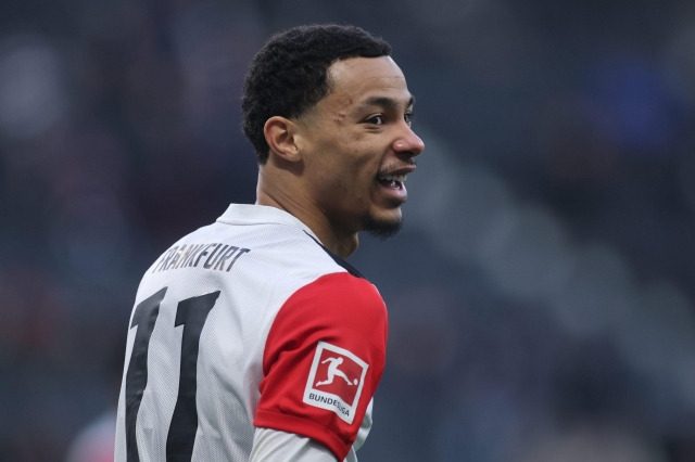 Ekitike được Newcastle nhắm đến như sự thay thế cho Isak (Ảnh: GOAL)