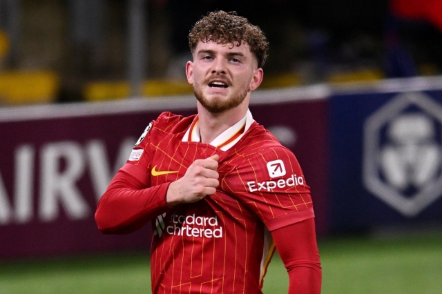 Sao trẻ người Anh khó chen chân vào đội hình chính của Liverpool (Ảnh: BBC)
