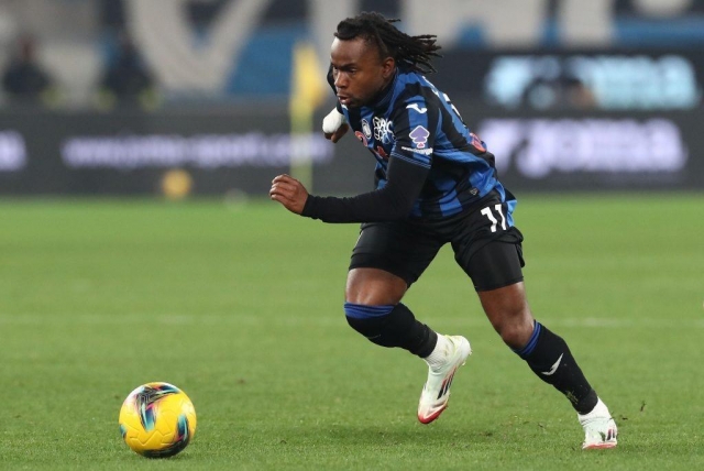 Lookman mong muốn gia nhập inter thay vì Barcelona (Ảnh: Marco Luzzani)