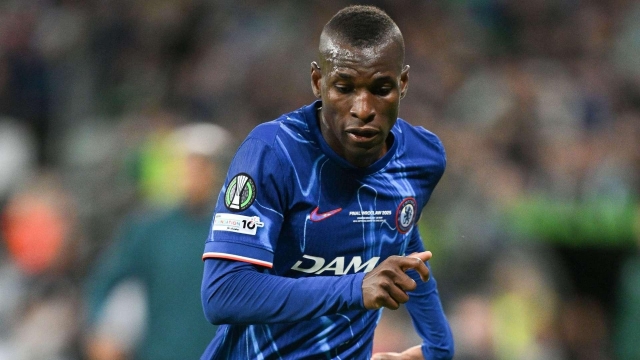 Manchester United để mắt tới Nicolas Jackson với mục đích làm mới hàng công (Ảnh: GOAL)