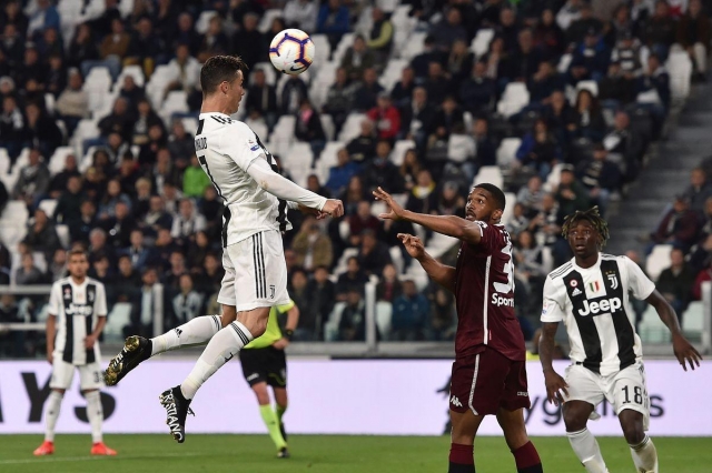 Thể chất của Ronaldo được cho là 'giống vận động viên điền kinh hơn là cầu thủ bóng đá' (Ảnh: Juventus).