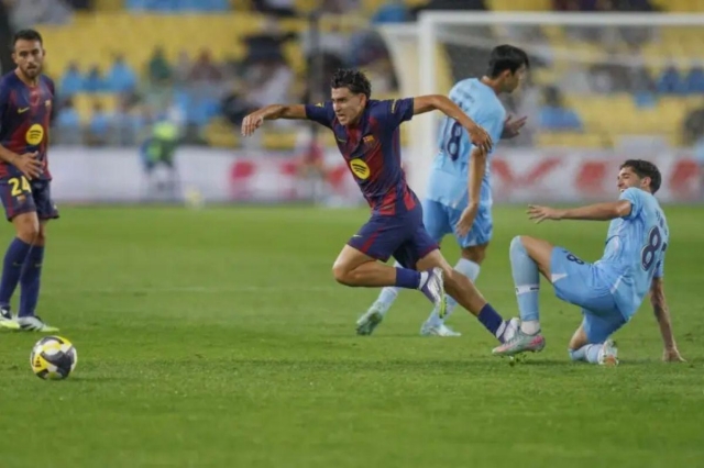 Toni Fernandez ghi bàn trong trận giao hữu thứ ba của Barca (Ảnh: MARCA).