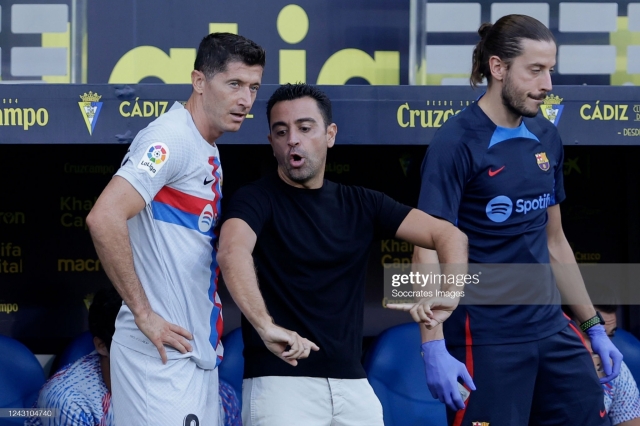 Xavi giúp Barca cân bằng kỷ lục của Zidane ở Real Madrid 185364