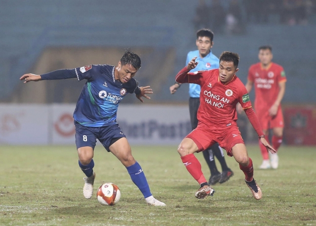 binh-dinh-vs-cong-an-1675761848.jpeg