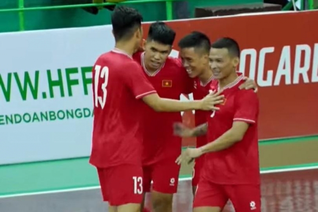 Trực tiếp futsal Việt Nam 2-1 futsal New Zealand: Vượt lên dẫn trước 431634