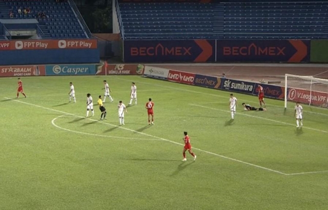 Trực tiếp Bình Dương 0-0 Viettel: Văn Khang xông xáo 436426