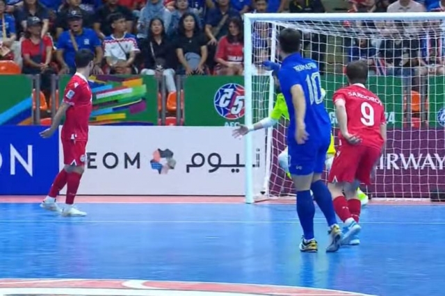 Trực tiếp futsal Thái Lan 0-0 Tajikistan: Đôi công hấp dẫn 452345