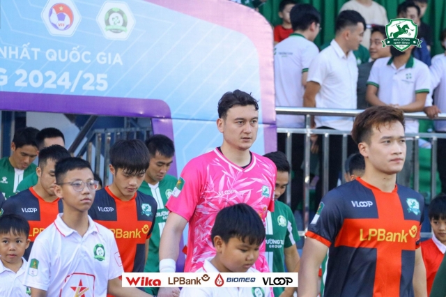 Danh thủ Hồng Sơn so sánh màn trình diễn của Filip Nguyễn vs Văn Lâm 593903
