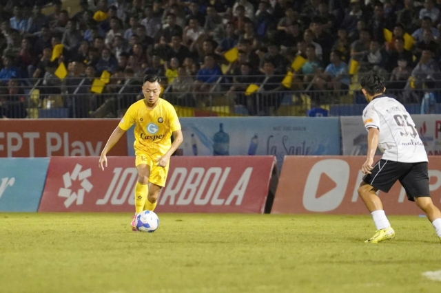 Hấp dẫn cuộc đua vô địch V-League 2024/25 625279