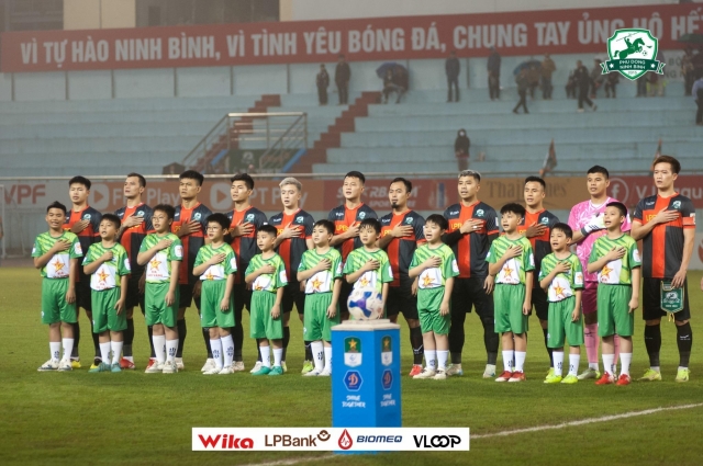 Hấp dẫn cuộc đua vô địch, trụ hạng vòng 18 giải hạng Nhất 632371