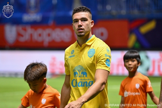 Tiền đạo Buriram:-634336