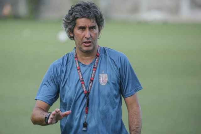 HLV Brazil tiết lộ nhận được đề nghị từ 1 số đội V-League 637181