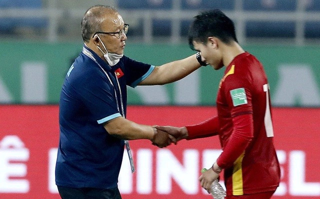 VFF sắp làm việc cùng Pau FC, quyết 'mang' Quang Hải về cho thầy Park-216361