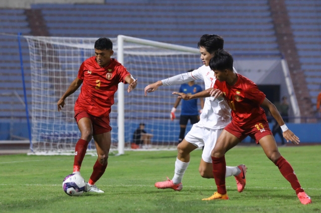 Trực tiếp U17 Việt Nam 0-0 U17 Myanmar: Chưa có bàn thắng 547406