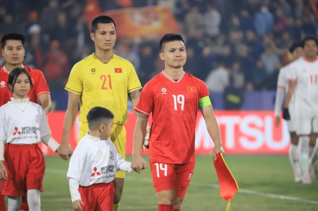 Khiến ĐT Việt Nam 'thót tim' tại bán kết AFF Cup 2024, Đình Triệu nhận phản ứng bất ngờ từ đồng đội