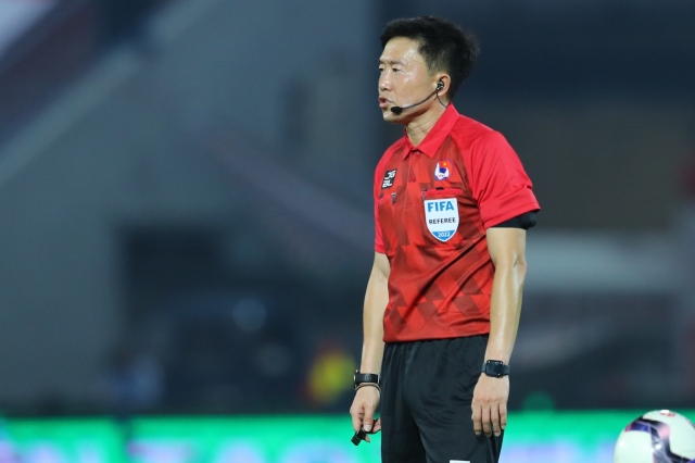 HAGL, trọng tài ngoại và 4 điểm nhấn đáng chú ý nhất vòng 22 V-League 2022 209484