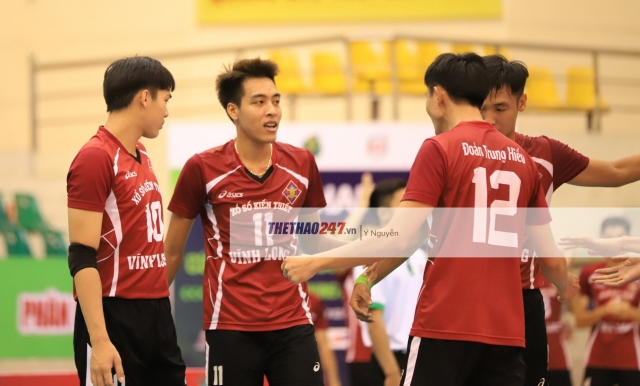 Trực tiếp bóng chuyền Đại hội TDTT: Nam Vĩnh Long vs CAND, 16h00 ngày 6/12 228780