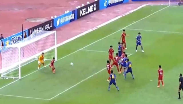 Trực tiếp U17 Việt Nam 0-1 U17 Nhật Bản: Bàn thua sớm 294307