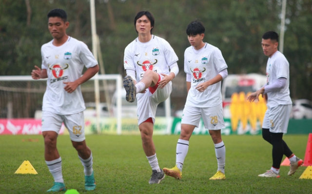 Trực tiếp HAGL vs Hà Tĩnh, 17h00 hôm nay 4/2-246060