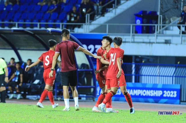 van-truong-1703593066.jpg