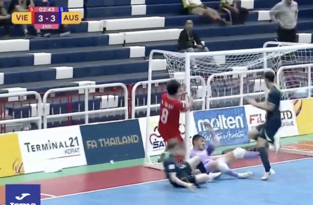 Trực tiếp futsal Việt Nam 3-3 Australia: Quá hấp dẫn!! 553948