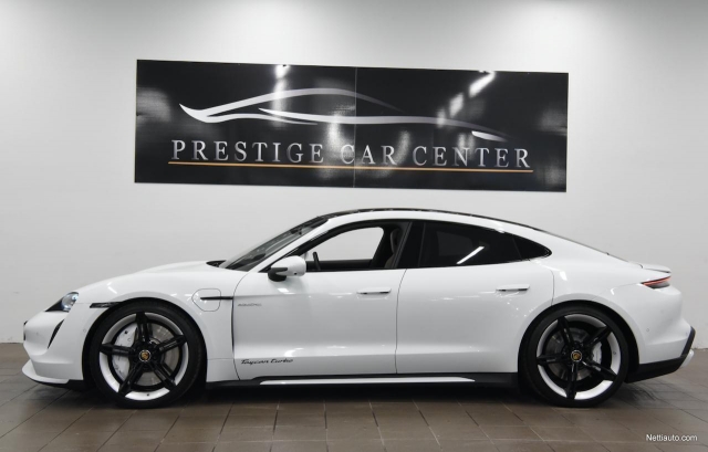 Giá xe Porsche Taycan tháng 11/2023 356995