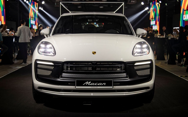 So sánh các phiên bản của Porsche Macan 369808