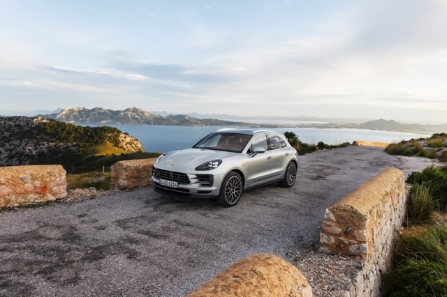 So sánh các phiên bản của Porsche Macan 369814
