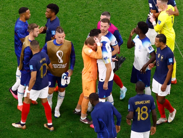 Người trong cuộc tiết lộ lý do động trời khiến Harry Kane sút hỏng penalty 231096