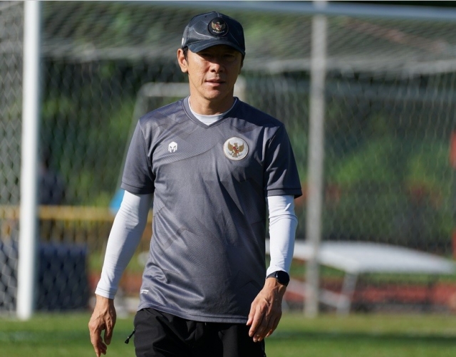 shin-tae-yong-bilang-begini-pertanda-timnas-indonesia-menang-telak-atas-timor-leste-je7vwq5ed1-1680135431.jpg