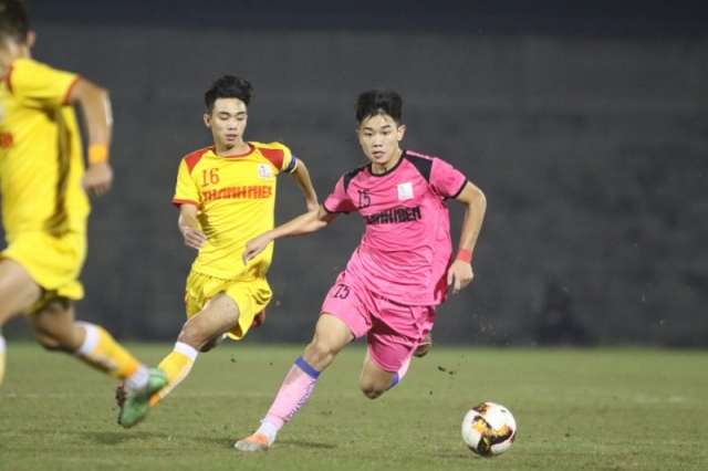 Xác định 4 cặp đấu tứ kết tại VCK U21 Quốc Gia 2022 235143