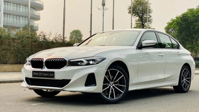 BMW 3-series giảm sâu kỷ lục, giá thấp nhất chỉ ngang ngửa Toyota Camry 276134