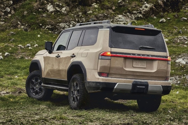 Lexus GX thế hệ mới trình làng, bề ngoài vuông vức như Land Rover Defender 290261