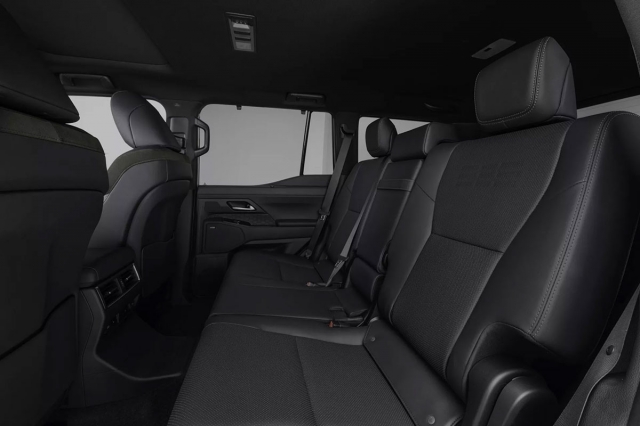 Lexus GX thế hệ mới trình làng, bề ngoài vuông vức như Land Rover Defender 290266