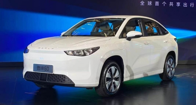 Dở khóc dở cười ô tô điện Trung Quốc đánh rơi cả pin khi đang di chuyển 298336