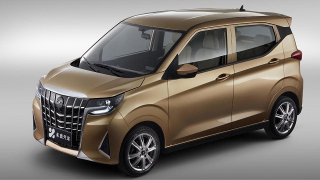 ban-sao-thu-nho-cua-toyota-alphard-gia-chi-130 trieu (2)