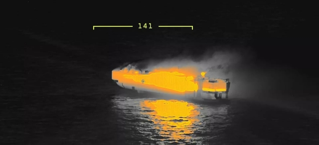 Dutch-cargo-ship-EV-fire-00002_result