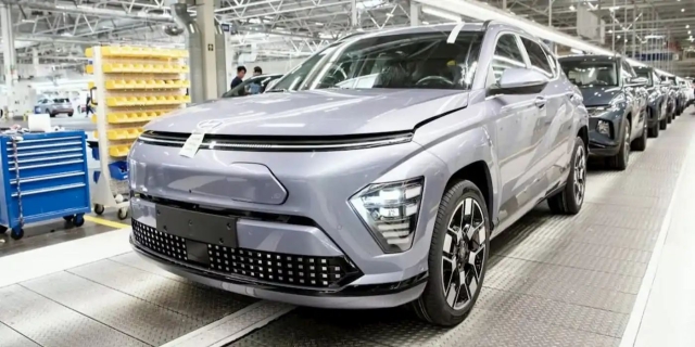 Hyundai-Tesla-EV-production-1_result