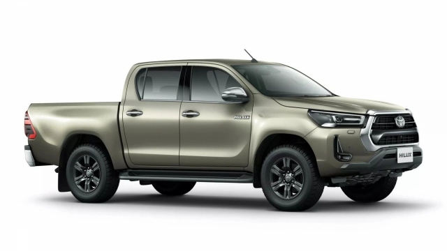 2023-toyota-hilux-panoramic-came-1696059969896176441178-1696129253391-16961292544481260344252_result