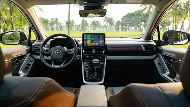 Chiêm ngưỡng ảnh thực tế của 'cựu vương' Toyota Innova 2023 tại Việt Nam ngay trước ngày ra mắt 339655