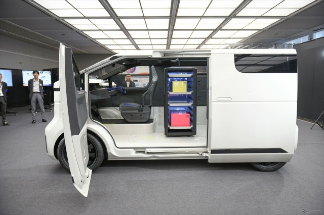 Chiêm ngưỡng Toyota KAYOIBAKO - nguyên mẫu MPV điện có khả năng ‘biến hóa khôn lường’ 351124