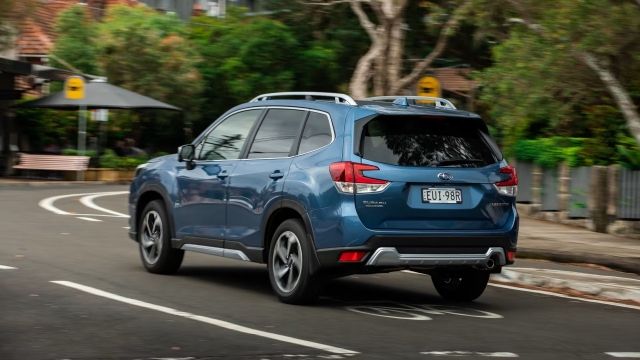 Subaru Forester thế hệ mới bất ngờ lộ diện, chốt ra mắt giữa tháng này 352361