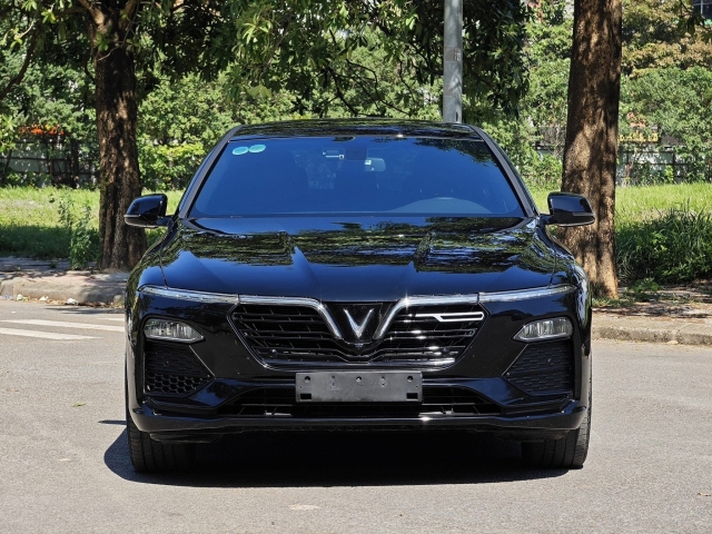 VinFast Lux A2.0 cũ được chào bán với giá ‘không tưởng’ chỉ sau 9.000km lăn bánh 359342