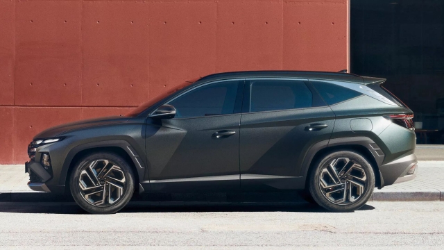 2025-Hyundai-Tucson-1120-201_result